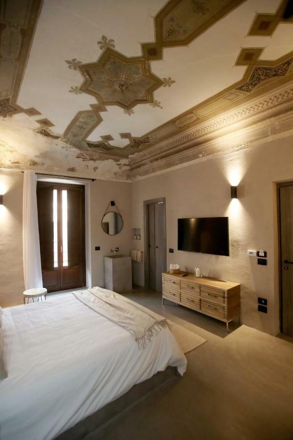 Casa Nostra Luxury Suites Palermo Exterior foto